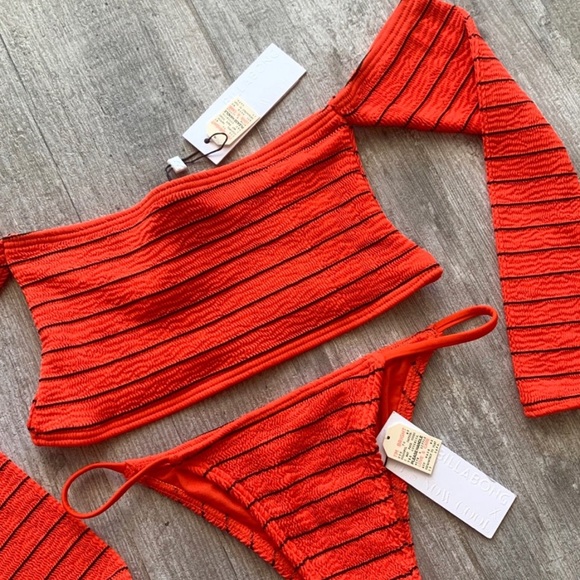 🔥🔥BILLABONG - HIGH TIDE COLD SHOULDER TANGA SET - Picture 4 of 8